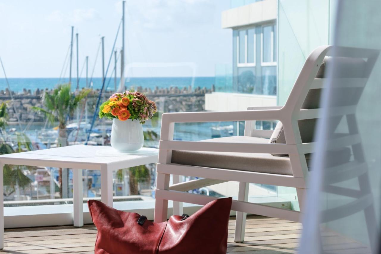 Herods Herzliya Exterior foto